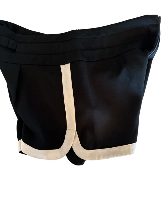 Pinko Shorts taglia 42 IT