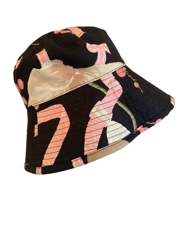3871 Salvatore Ferragamo Cappello taglia S