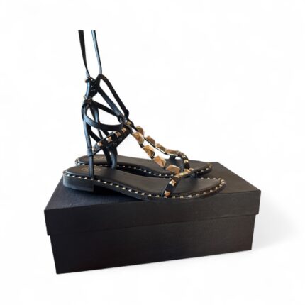 Ash Sandali numero 38