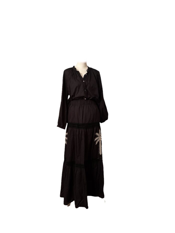 Completo Due Pezzi Angela Davis Nero in 100% Cotone con Ricami e Inserti in Pizz